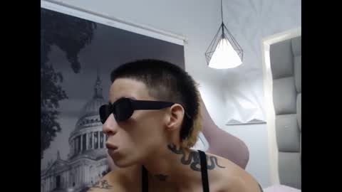 LUNA online show from 04/23/26, 01:29