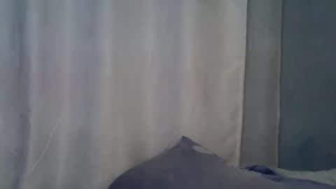 Snapshot of lunalove22_ chatting on 10/04/25, 05:55 lunalove22_ online show from 10/04/25, 05:55