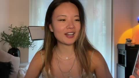 Luna online show from 03/27/26, 04:51