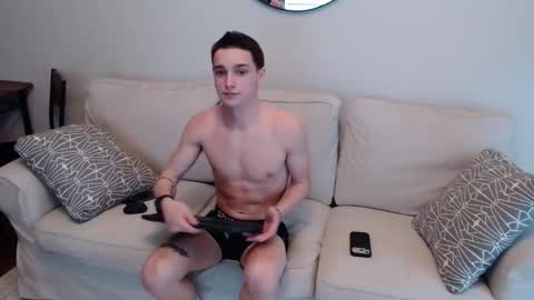 Snapshot of lunalustt chatting on 02/16/26, 07:43 lunalustt online show from 02/16/26, 07:43