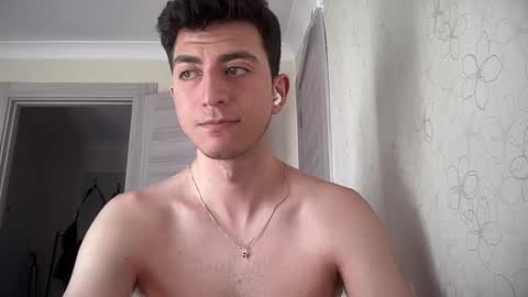 LunaPica online show from 01/31/25, 11:35