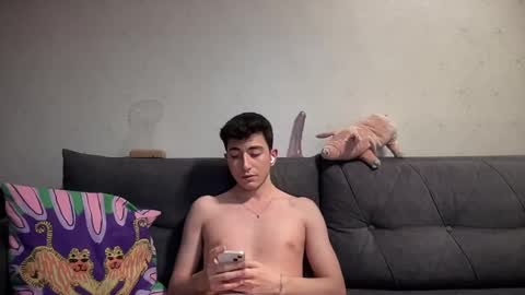 LunaPica online show from 01/31/25, 03:55