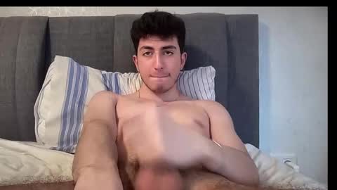 LunaPica online show from 02/05/25, 01:44