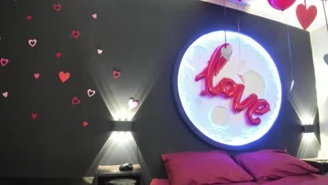 Snapshot of lunamisteriosa_ chatting on 02/14/26, 12:02 lunamisteriosa_ online show from 02/14/26, 12:02