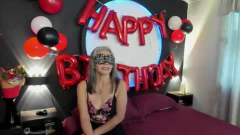 Snapshot of lunamisteriosa_ chatting on 07/10/26, 12:41 lunamisteriosa_ online show from 07/10/26, 12:41