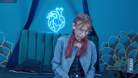 Luna online show from 11/27/25, 08:00