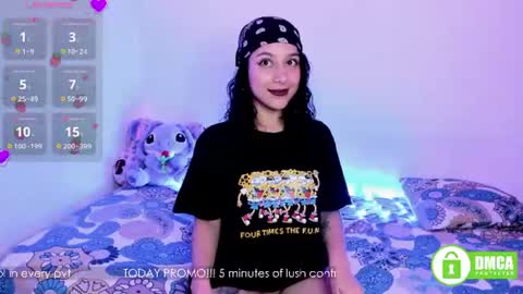 Snapshot of lunamoonroe chatting on 06/28/26, 03:56 Luna Monroe online show from 06/28/26, 03:56