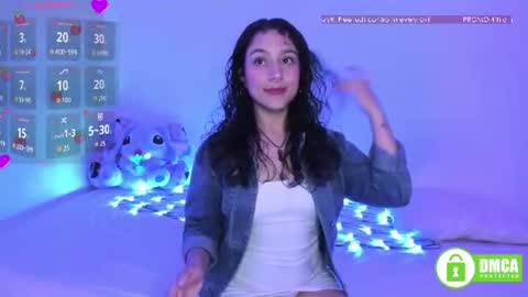 Snapshot of lunamoonroe chatting on 07/06/26, 03:36 Luna Monroe online show from 07/06/26, 03:36