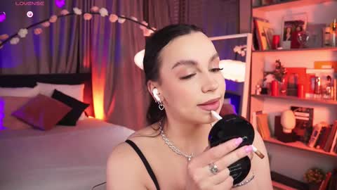 Luna  next streams Mon Fri Sat Sun 8pm-5am gmt0 online show from 02/23/25, 08:22