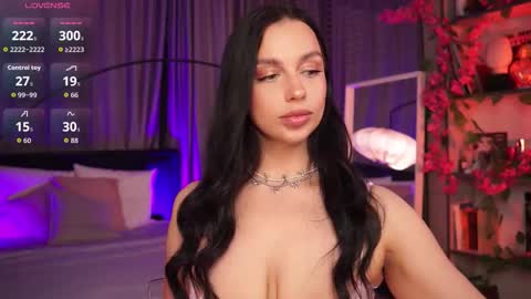 Luna  next streams Mon Fri Sat Sun 8pm-5am gmt0 online show from 09/13/25, 08:41