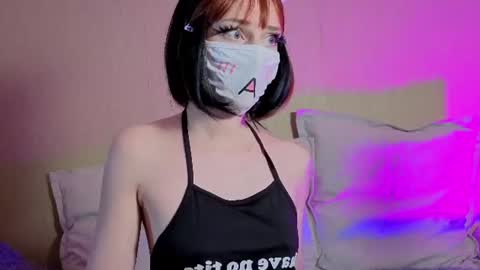 Luna online show from 06/25/26, 11:37
