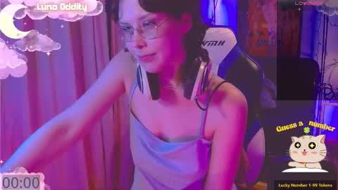 Luna online show from 10/27/25, 11:20