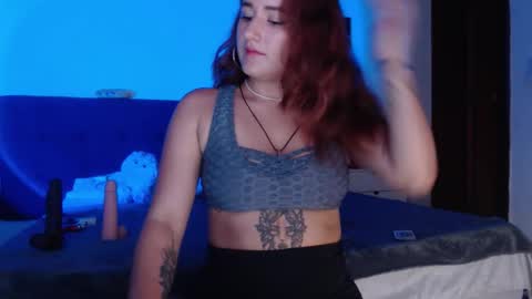 Snapshot of lunapalmer01 chatting on 11/10/25, 11:15 Julieth online show from 11/10/25, 11:15