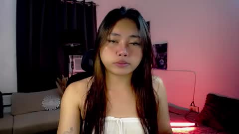 Luna online show from 04/19/26, 04:28