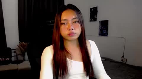 Luna online show from 04/22/26, 06:20