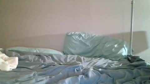 Snapshot of lunapixie2020 chatting on 03/12/25, 03:57 lunapixie2020 online show from 03/12/25, 03:57