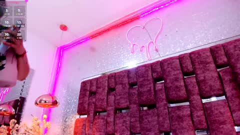 Luna online show from 04/11/26, 07:45