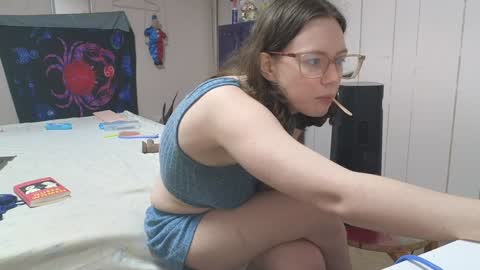 lunaquinn45 online show from 02/01/25, 12:18