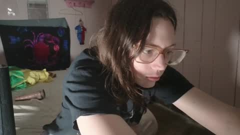 lunaquinn45 online show from 02/05/25, 12:10