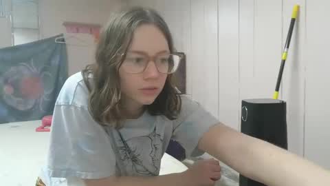 lunaquinn45 online show from 02/18/25, 08:14