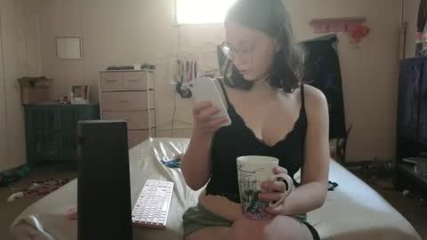 lunaquinn45 online show from 03/11/25, 06:08