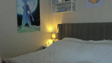 Snapshot of lunar_sofia chatting on 02/28/25, 04:53 Sofia online show from 02/28/25, 04:53