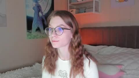 Snapshot of lunar_sofia chatting on 03/04/25, 11:51 Sofia online show from 03/04/25, 11:51