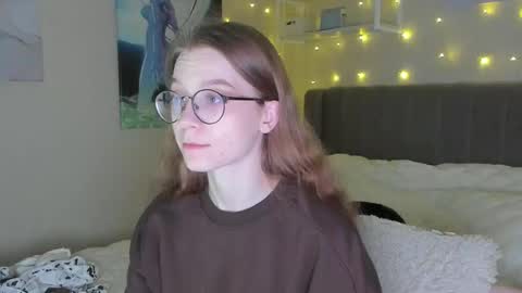 Snapshot of lunar_sofia chatting on 03/07/25, 02:34 Sofia online show from 03/07/25, 02:34