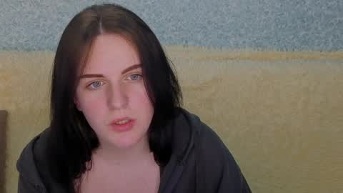 Snapshot of lunariaas chatting on 04/03/26, 07:45 Valeria online show from 04/03/26, 07:45