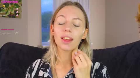 Kelly online show from 10/10/25, 02:38