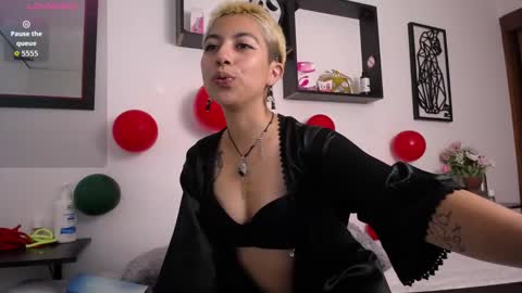 lunarichy online show from 12/03/25, 08:18