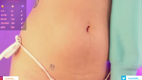 Snapshot of lunariddle chatting on 12/09/24, 03:54 .. .. online show from 12/09/24, 03:54