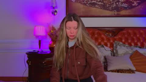 Luna Rishi online show from 01/18/26, 06:06