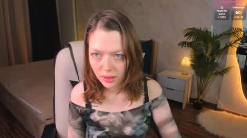 Lily online show from 09/22/25, 05:31