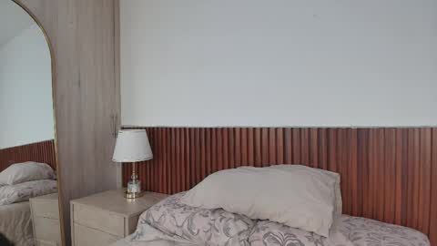 Luna Rousse online show from 04/01/26, 02:45