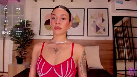 Luna Ruso  online show from 12/16/25, 07:52