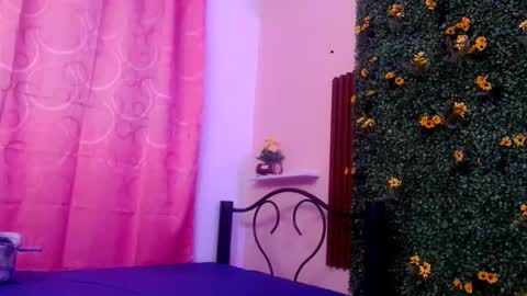 Snapshot of lunasexgirl69 chatting on 01/11/26, 11:54 luna online show from 01/11/26, 11:54