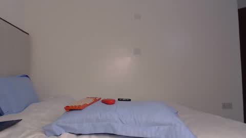 Luna online show from 04/21/26, 03:39