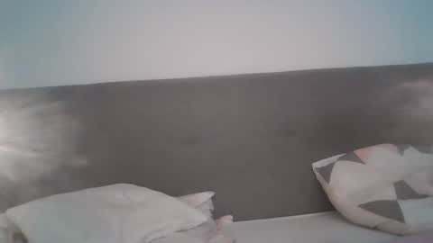 lunasky04 online show from 09/23/25, 05:27