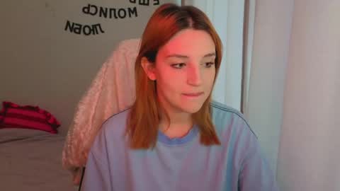 Snapshot of lunatale chatting on 05/28/26, 11:29 Kate online show from 05/28/26, 11:29