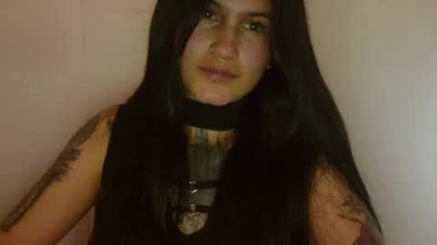 Snapshot of lunatica_2000 chatting on 01/15/25, 08:48 Luna online show from 01/15/25, 08:48