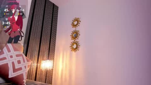 Luna   online show from 04/23/26, 02:30