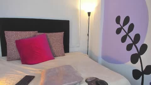 lunavelvet7 online show from 01/16/26, 04:44