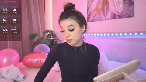 Veronica online show from 02/23/26, 08:44