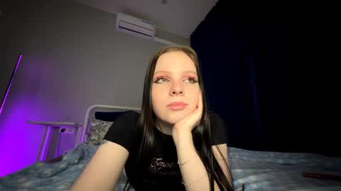 Lunavoyce online show from 11/09/25, 04:16