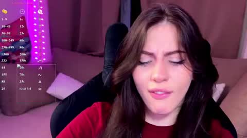 Luna online show from 06/10/26, 07:57