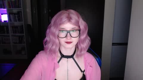 LunaXcherry online show from 03/25/26, 05:41