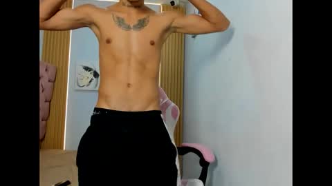 Snapshot of lunay_bigcock420 chatting on 09/22/25, 05:31 lunay_bigcock420 online show from 09/22/25, 05:31