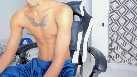 Snapshot of lunay_bigcock420 chatting on 10/22/25, 08:58 lunay_bigcock420 online show from 10/22/25, 08:58
