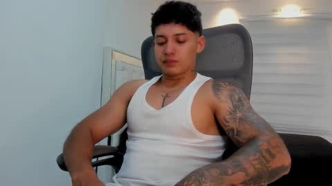 Lunay online show from 03/19/26, 02:37